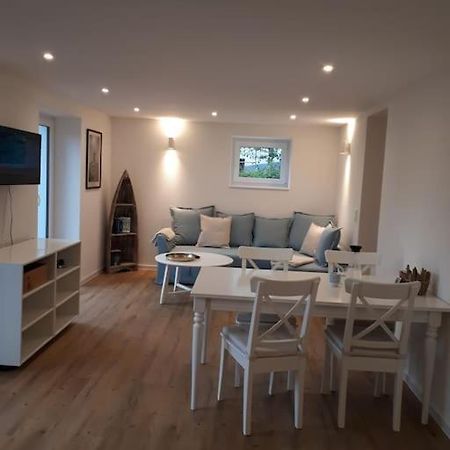 Ferienwohnung Strandpartie อูเบอร์ลิงเงน ภายนอก รูปภาพ