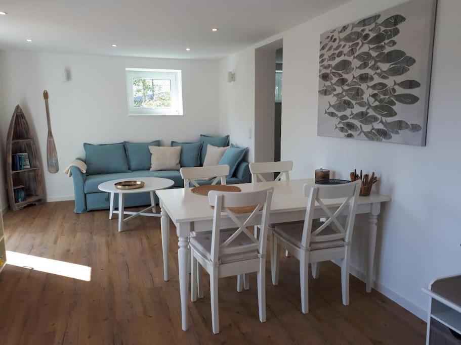 Ferienwohnung Strandpartie อูเบอร์ลิงเงน ภายนอก รูปภาพ