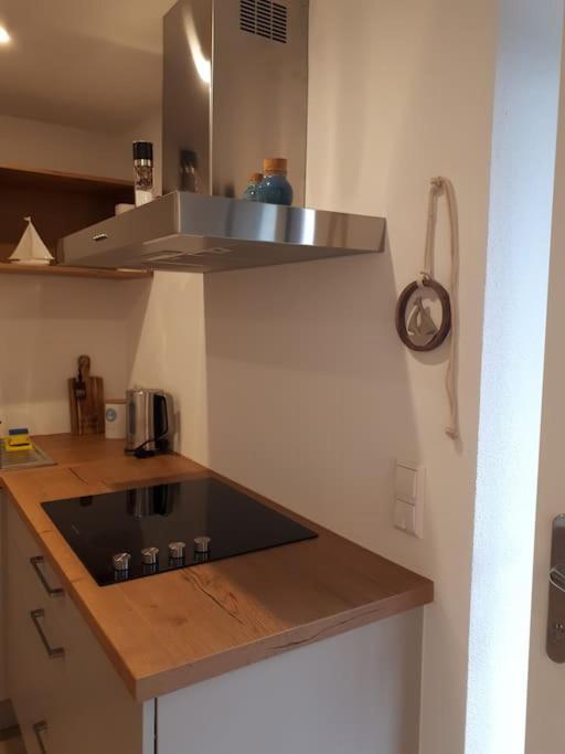 Ferienwohnung Strandpartie อูเบอร์ลิงเงน ภายนอก รูปภาพ