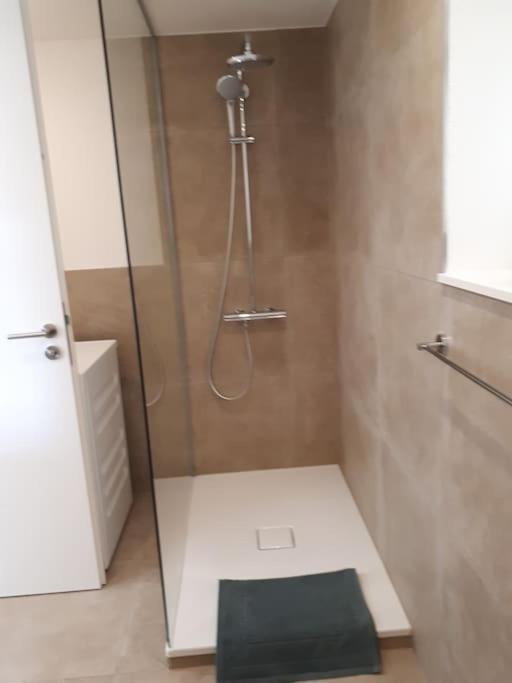 Ferienwohnung Strandpartie อูเบอร์ลิงเงน ภายนอก รูปภาพ
